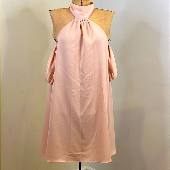 NWT GB Soft Pink Dress with Tie Back and Off Shoulder Straps - Size Medium - Picture 1 of 15